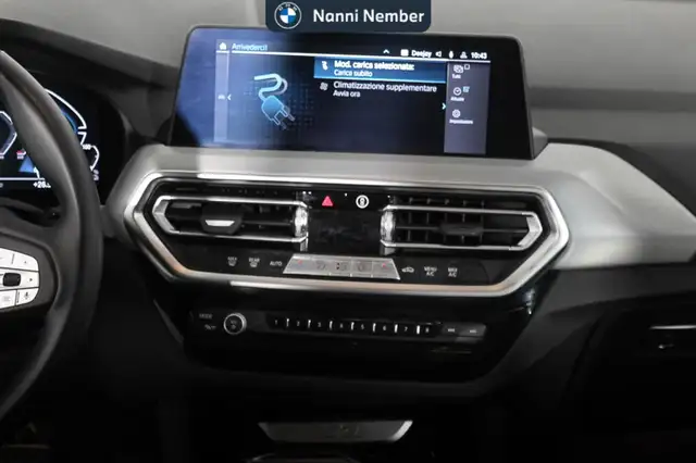 BMW X3 view 12