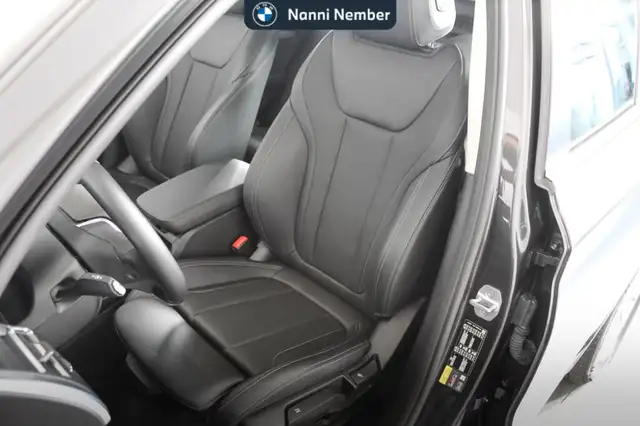 BMW X3 view 14