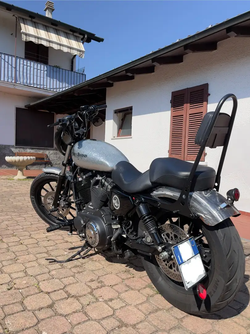Harley-Davidson Sportster XL 883 Iron XL-N Argintiu - 2