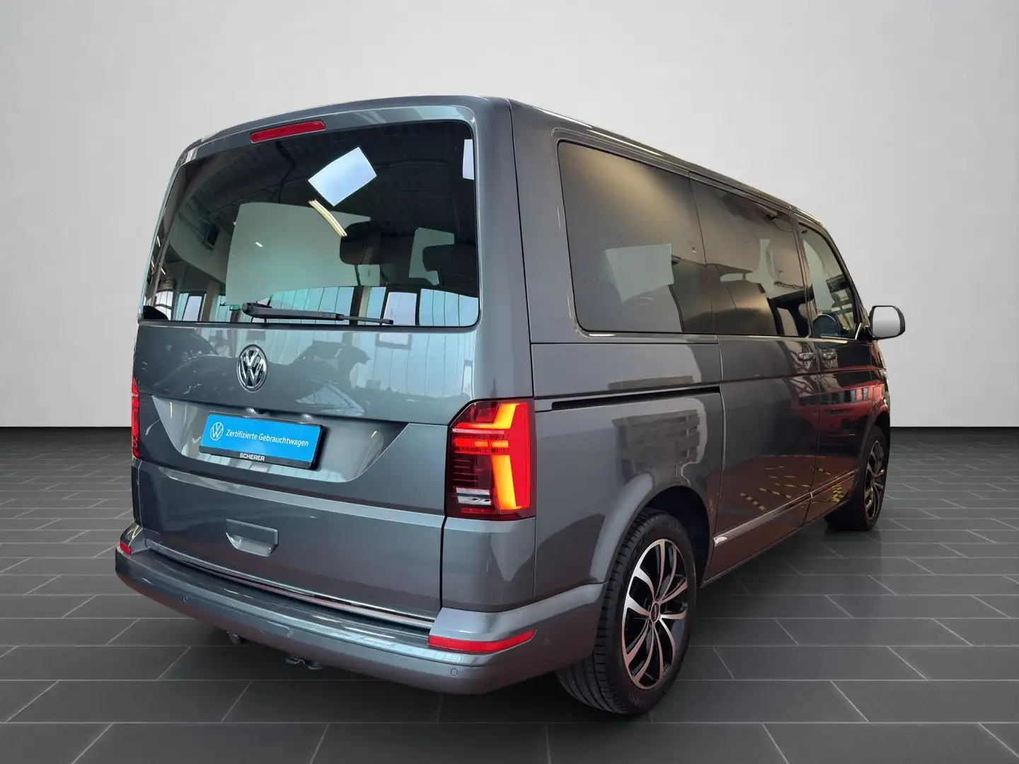 Volkswagen T6.1 Multivan Highline DSG 4M *ACC*Kamera* Grau - 2