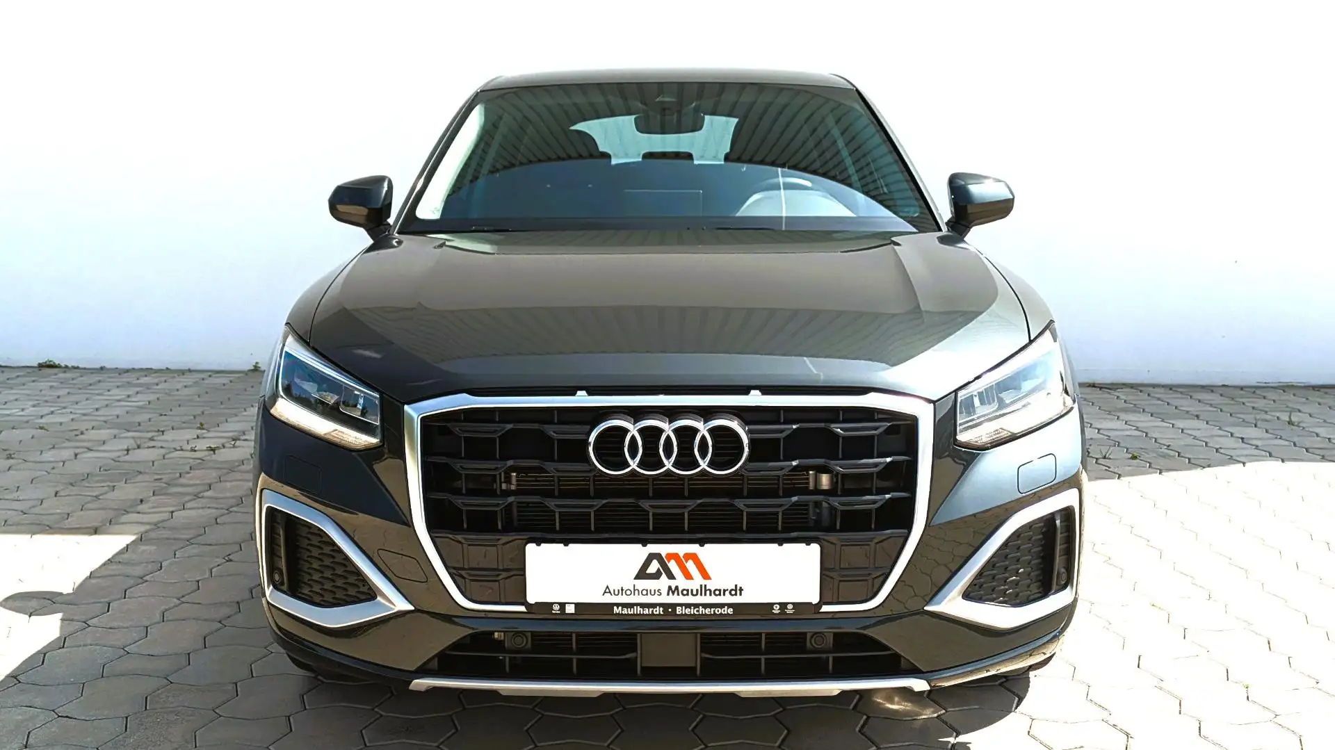 Audi Q2 Advanced 35 TFSI,s-tronic,Navi,LED,Kamera Šedá - 2
