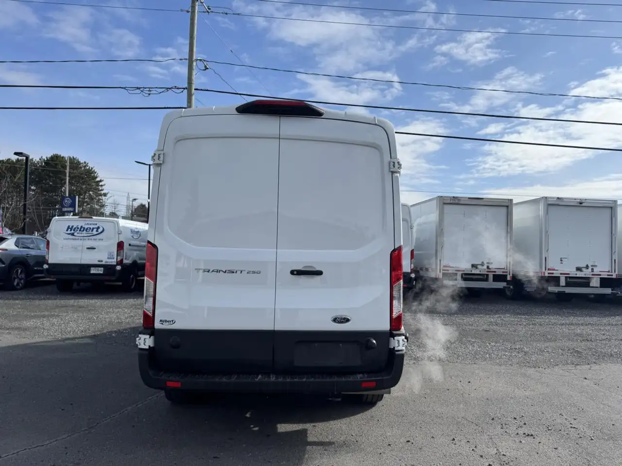 Ford Transit Cargo Van снимка Ford Transit Cargo Van