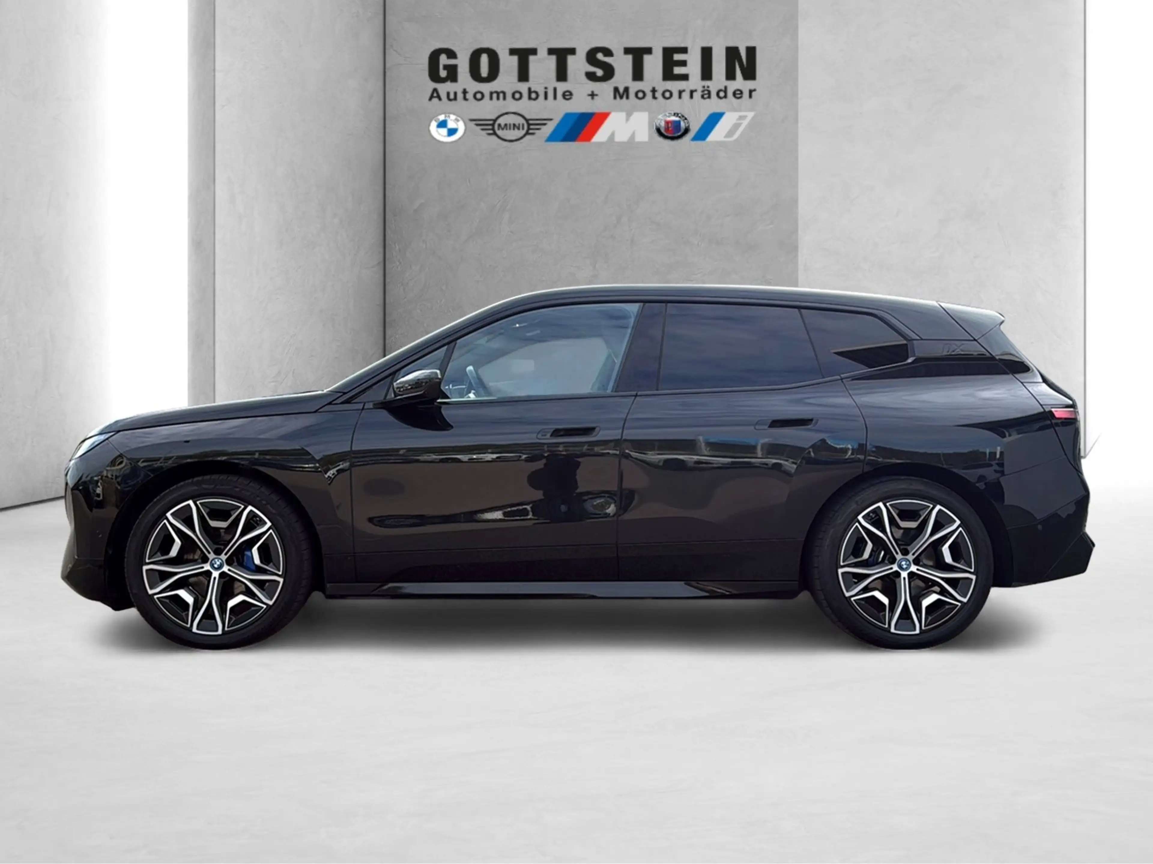 BMW iX xDrive40 Sportpaket — photo 9