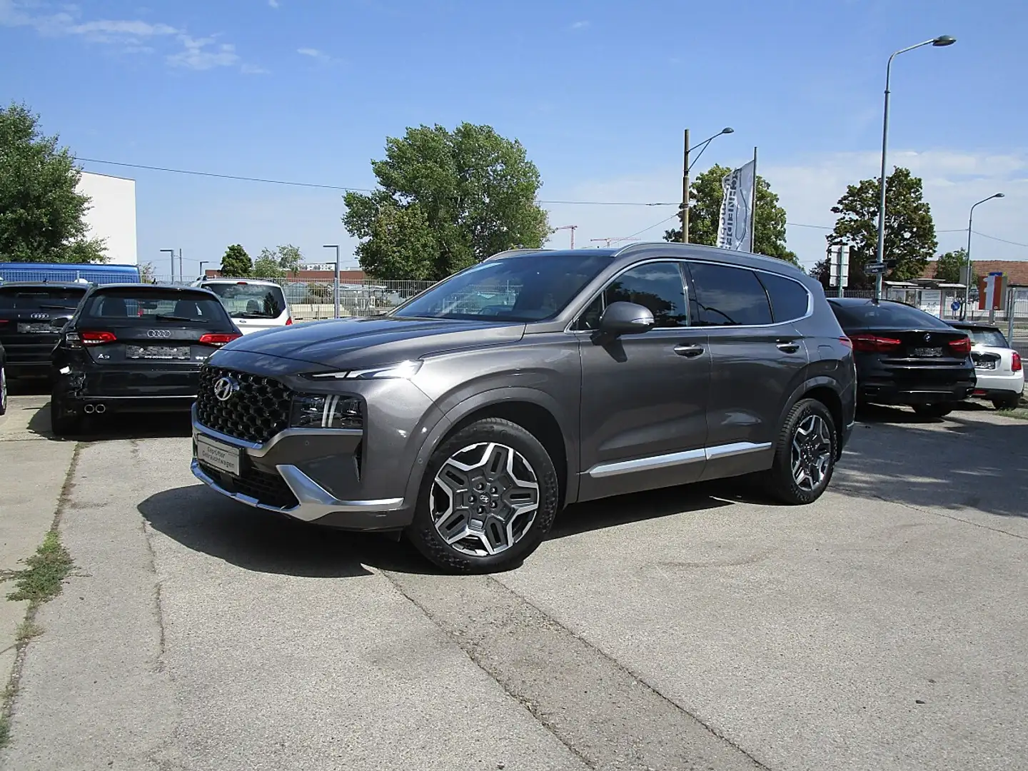 Hyundai SANTA FE Santa Fe 1,6 T-GDI Plug-In 4WD Luxury Line Aut. Grau - 1
