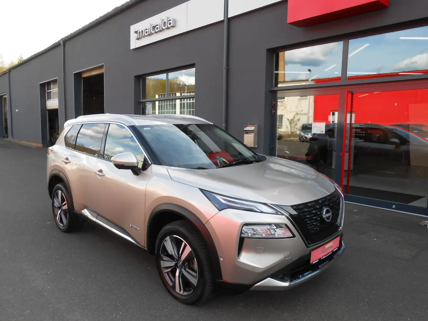 Nissan X-Trail Tekna*ALL SEASON*HUD* Silber - 1