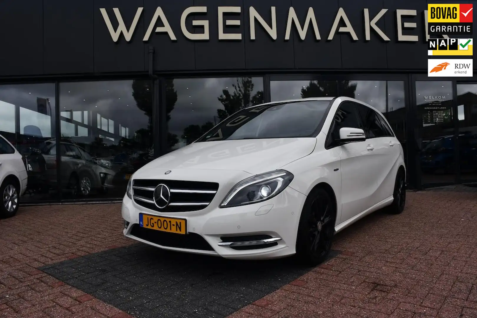 Mercedes-Benz B 200 AmbitionNAVI|Cruise|Leder|CAMERA Wit - 1