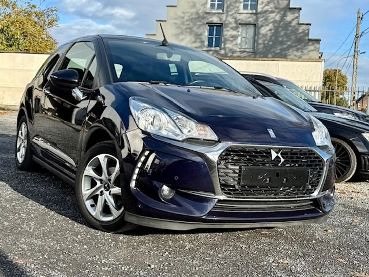 Citroen DS3 DS3 Cabrio 110 Camera DAB+ Radio Alu Cruise EURO6b Paars - 1