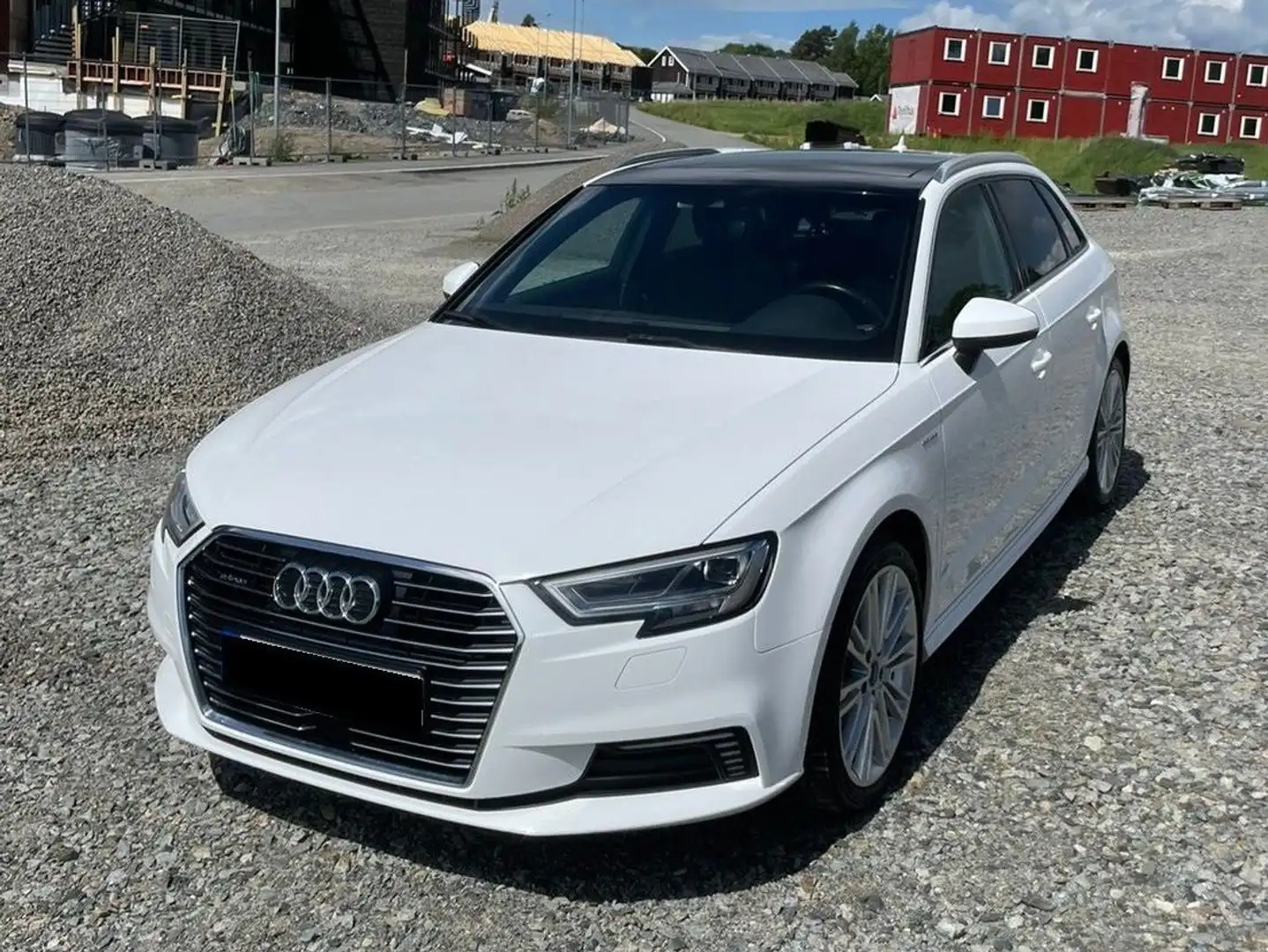 Audi A3 A3 1.4 TFSI Sportback e-tron Ambition Weiß - 1