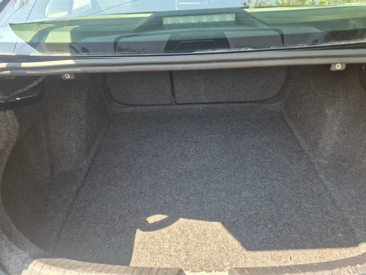 Volkswagen Jetta снимка Volkswagen Jetta