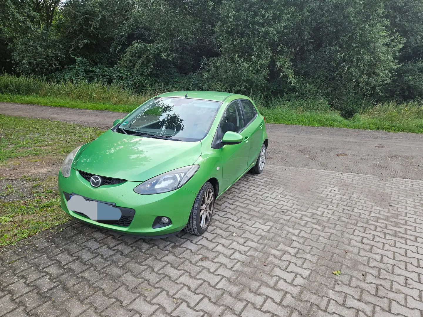 Mazda 2 2 1.3Impression zelena - 1