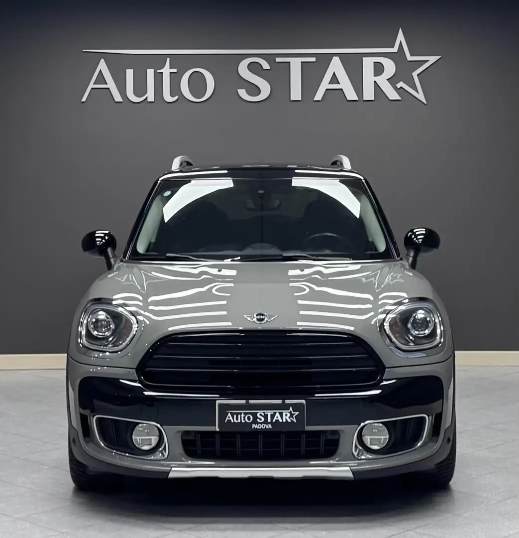 MINI Cooper D Countryman Mini Countryman 2.0 Hype all4 Gris - 2