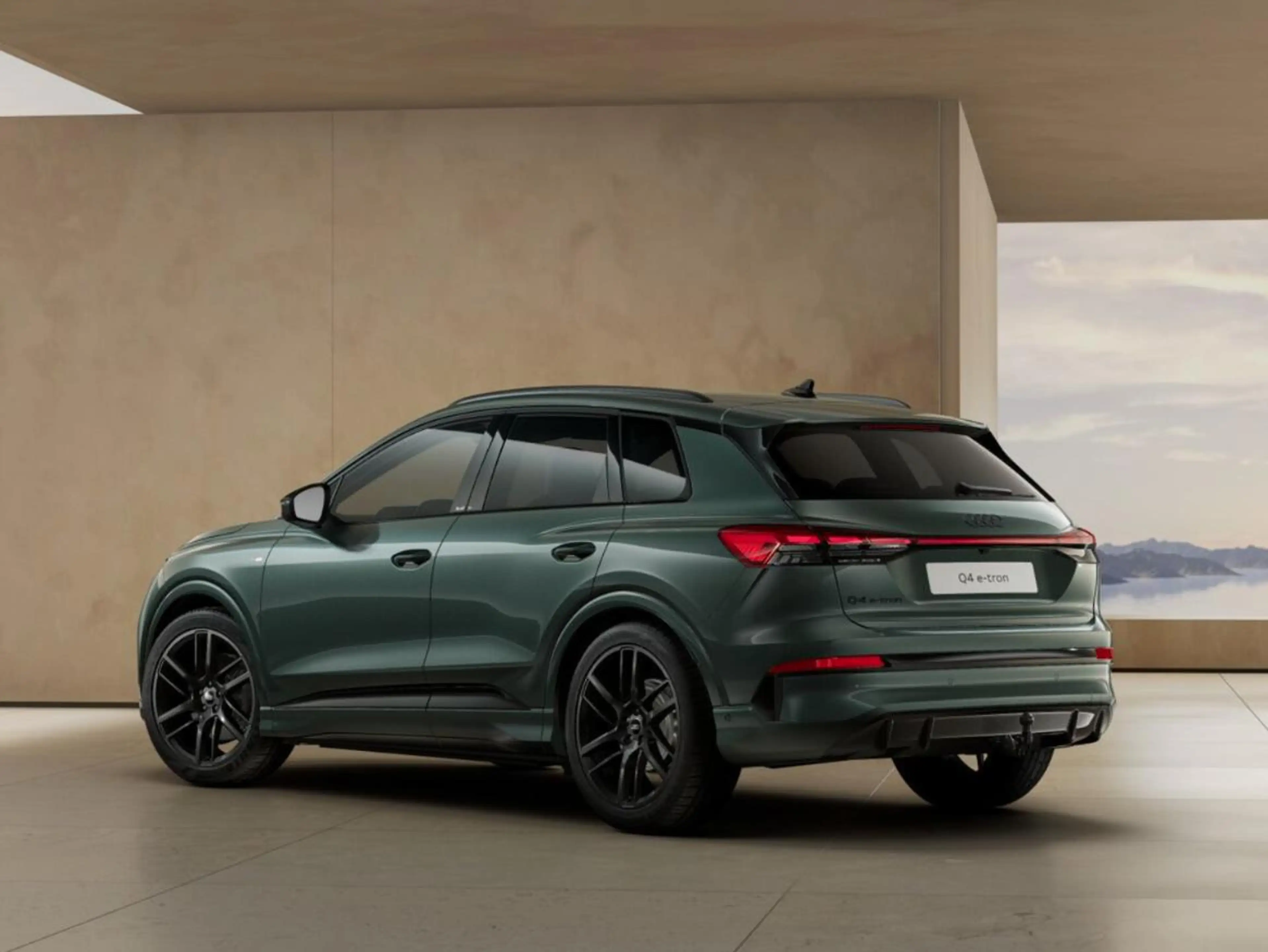 Audi Q4 e-tron S edition e-tron 45 82 kWh 210 kW / 286 PK SUV Ele — photo 3