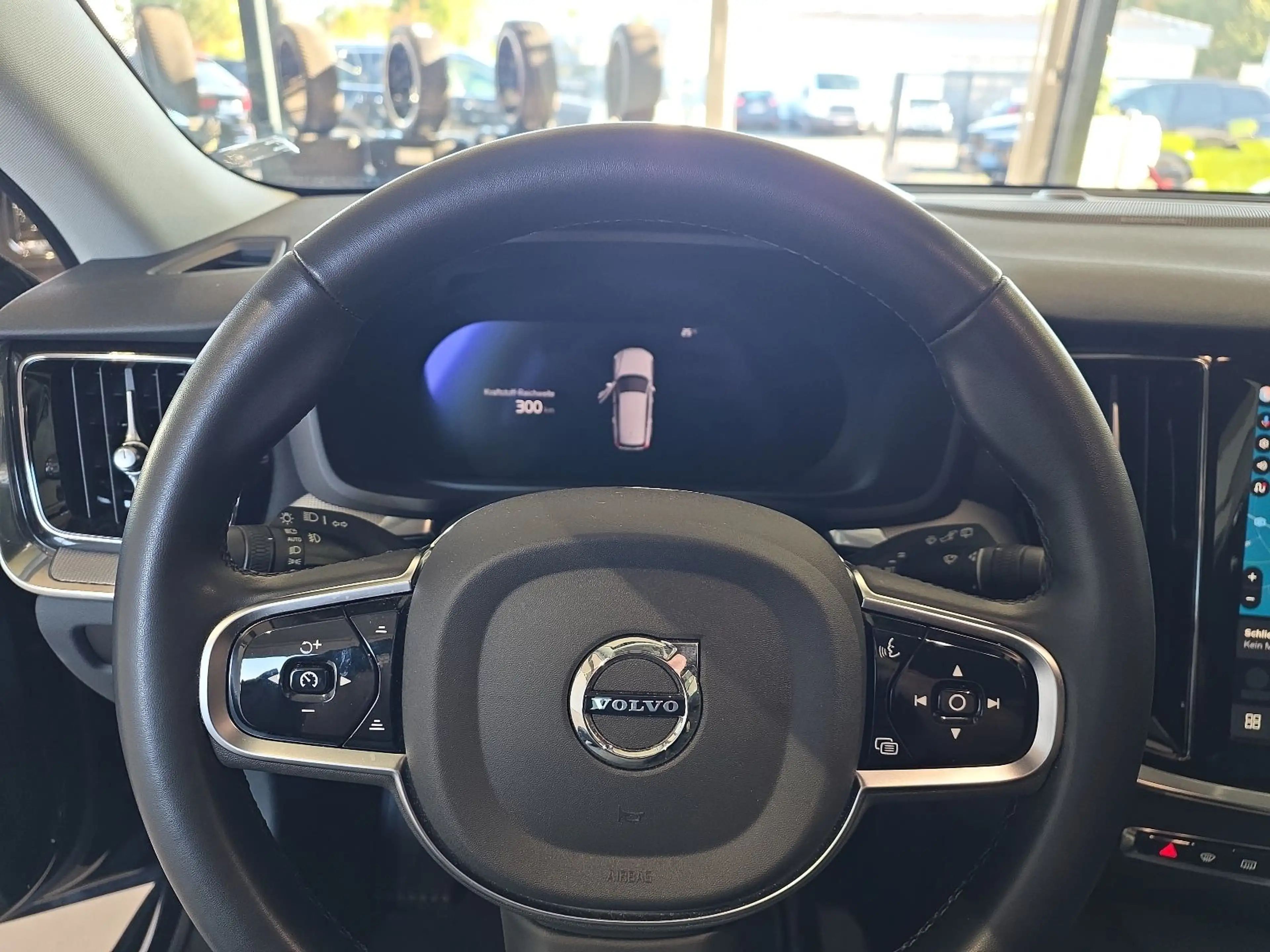Volvo V60 B4 Plus Dark ACC BLIS Leder Kamera 19Zoll — photo 20