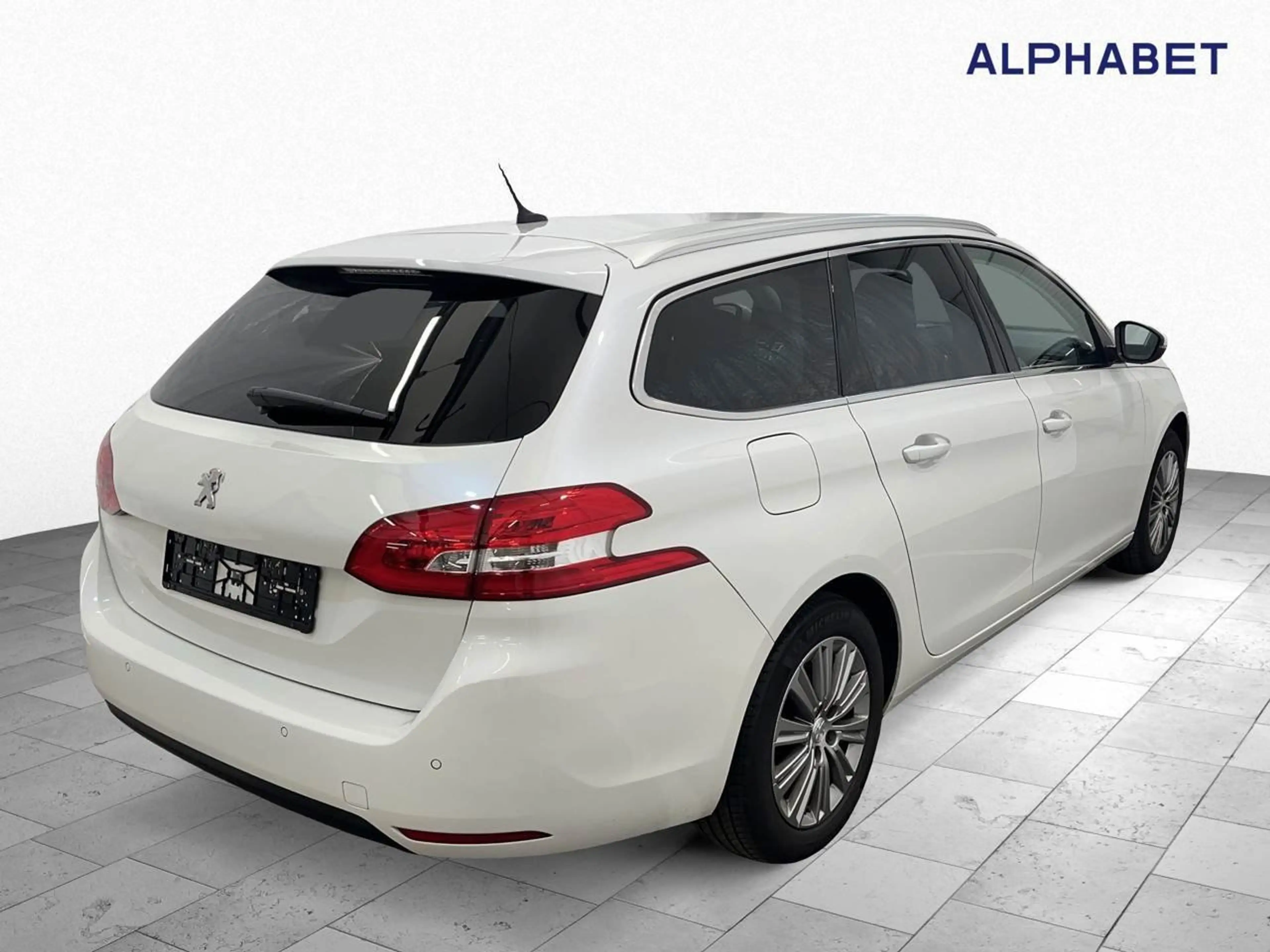 Peugeot 308 1.5 BlueHDi 130 SW Allure Lane Navi AUT PDC — photo 5
