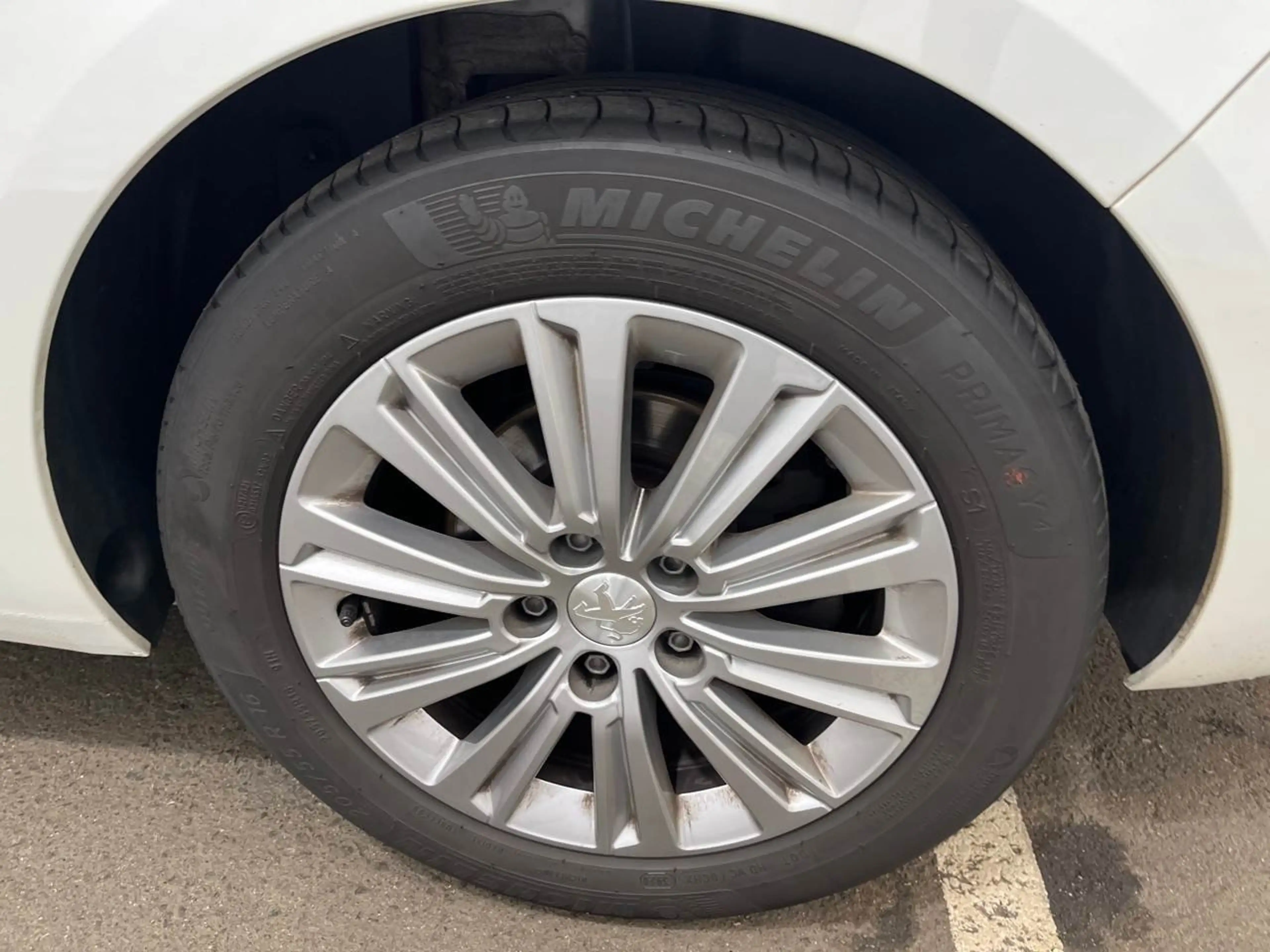 Peugeot 308 1.5 BlueHDi 130 SW Allure Lane Navi AUT PDC — photo 12