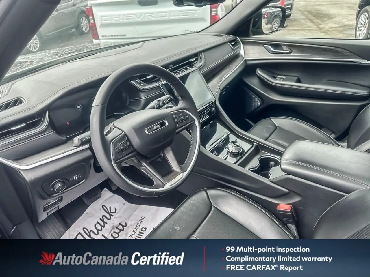 Jeep Grand Cherokee снимка Jeep Grand Cherokee