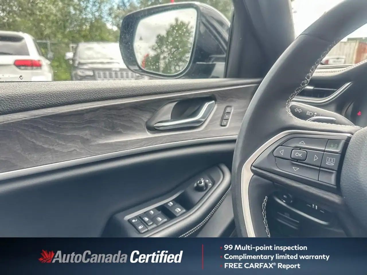 Jeep Grand Cherokee снимка Jeep Grand Cherokee