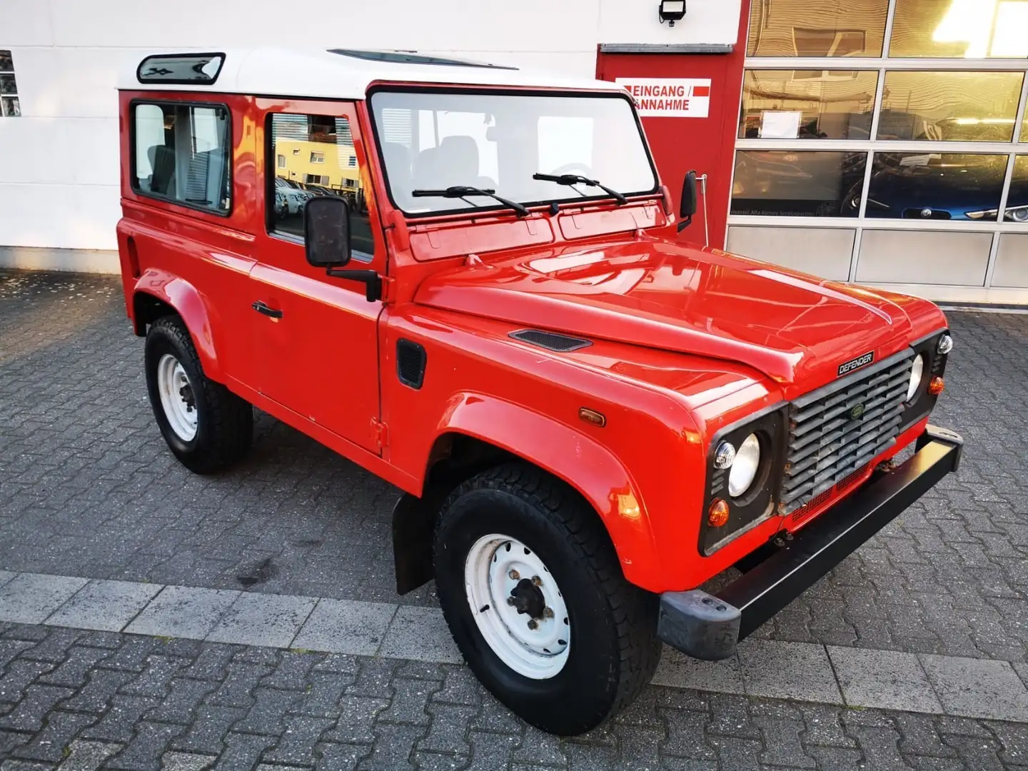 Land Rover Defender 90 TD5 **Viele Neuteile** Rouge - 2