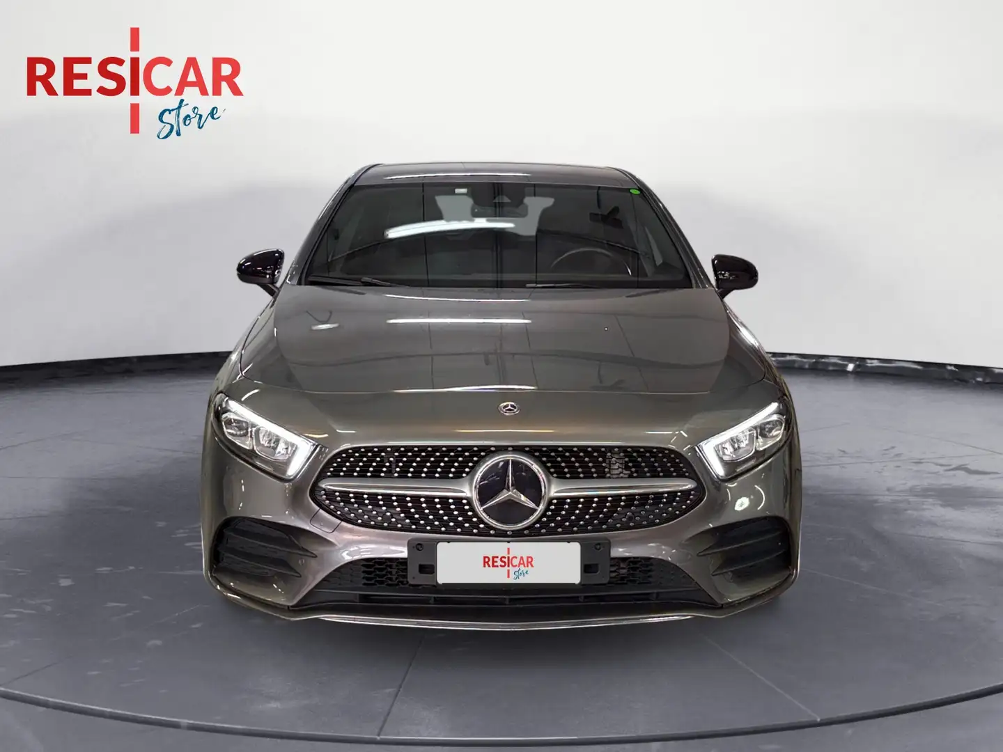 Mercedes-Benz A 250 250 Premium auto Gri - 2