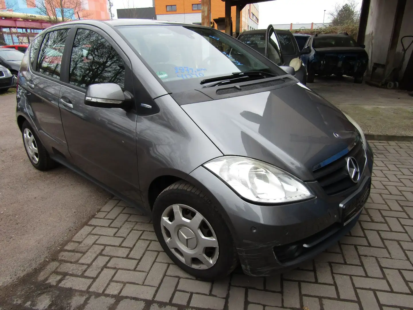 Mercedes-Benz A 160 A -Klasse A 160 TÜV10/26 Klima PDC Grau - 2