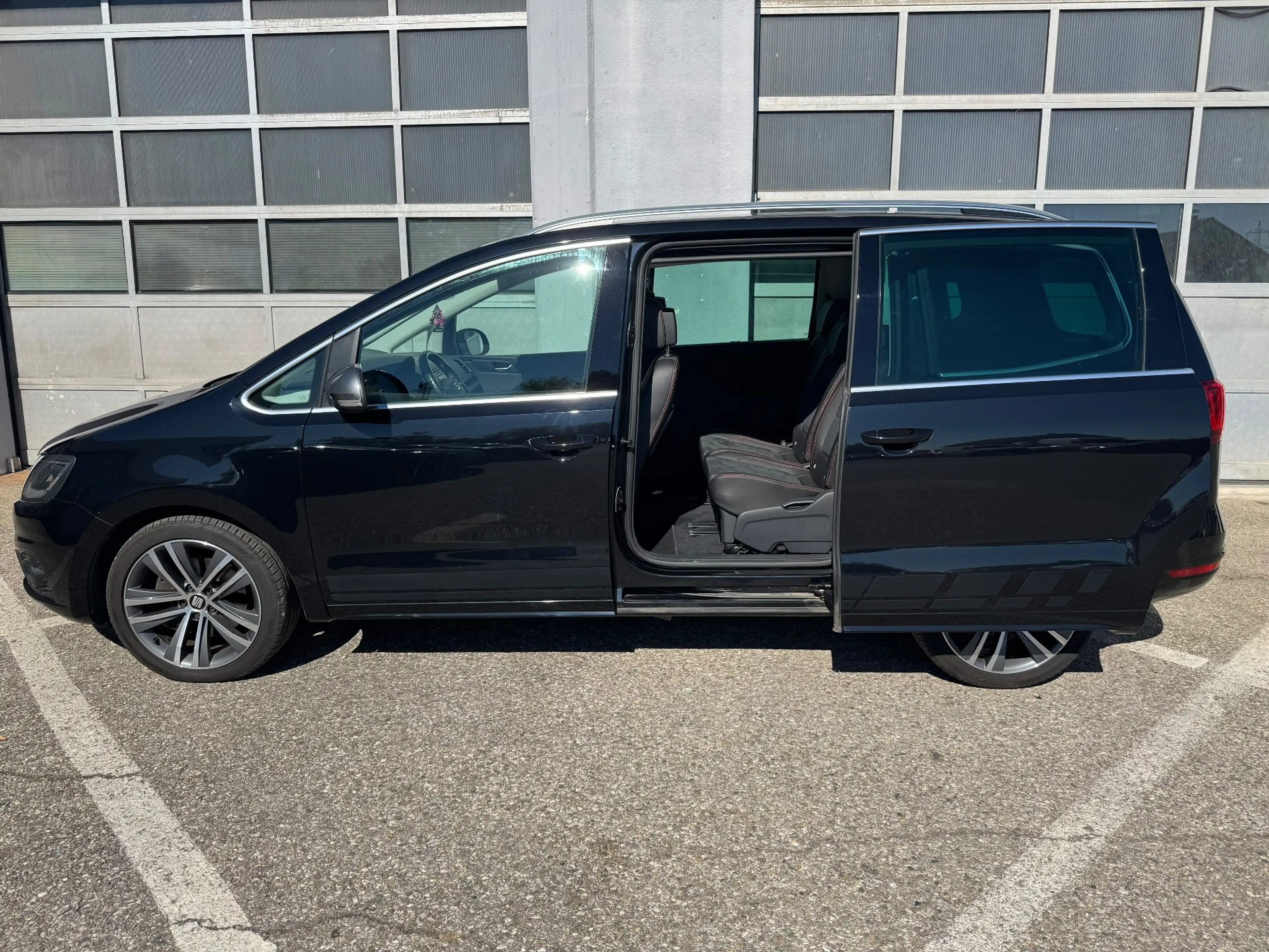 SEAT Alhambra FR-Line Allrad DSG 7Sitzer Anhängerk/Kamera/ACC — photo 3