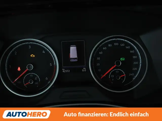 Volkswagen Multivan view 20