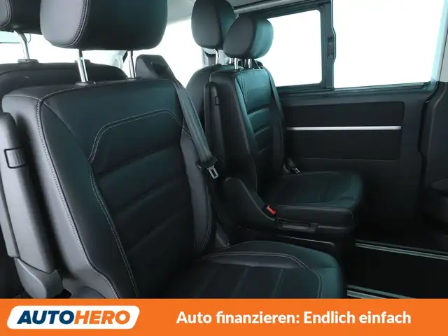 Volkswagen Multivan view 28