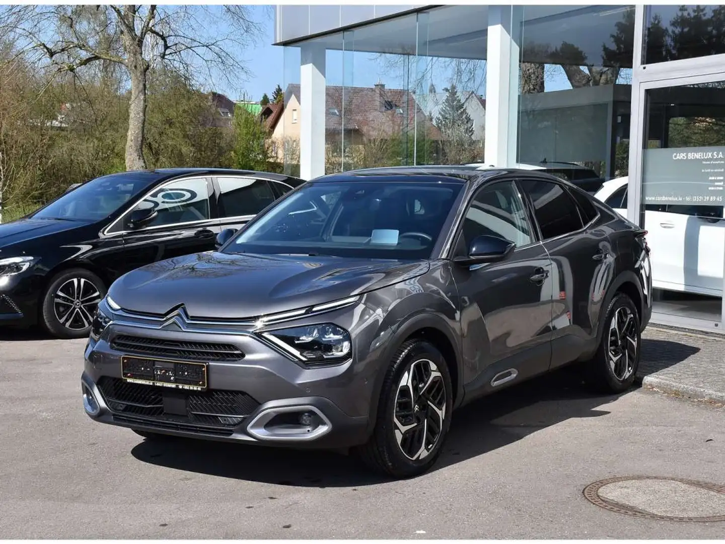 Citroen C4 X 1.2 PureTech Shine EAT8 TOIT PANO CUIR ACC SIDE Gris - 2