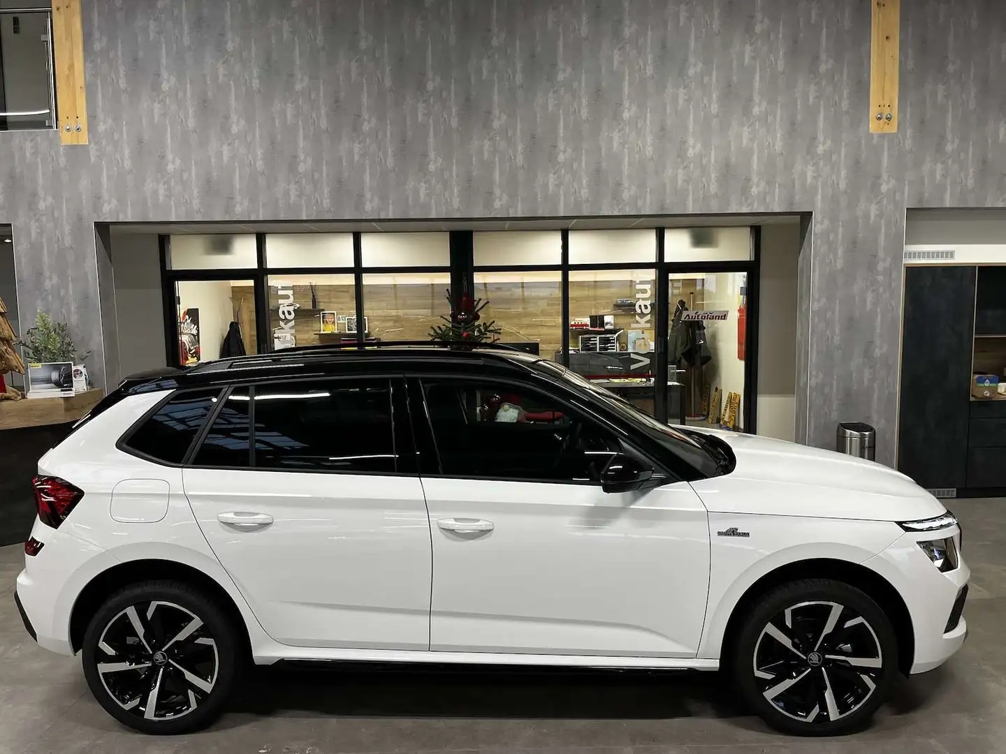 Skoda Kamiq Monte Carlo 1.5 TSI DSG Navi AHK App Matri Blanc - 2