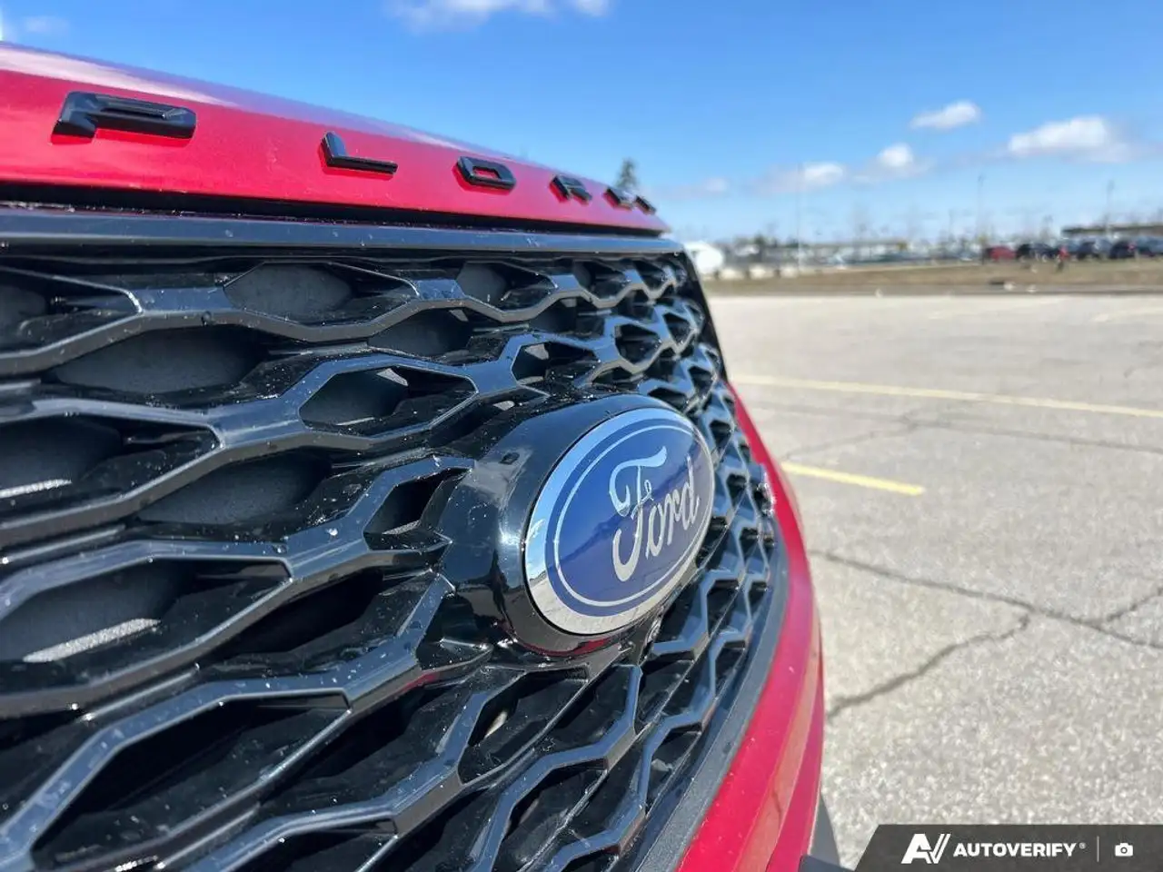 Ford Explorer photo Ford Explorer