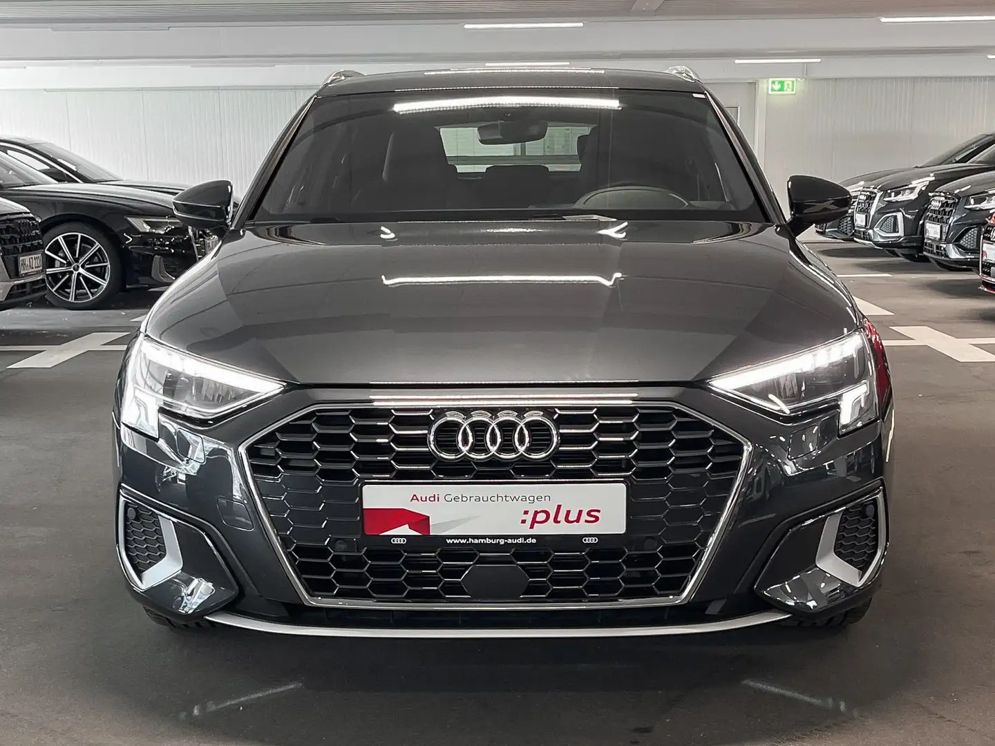 Audi A3 35 TFSI advanced S tronic S LINE Gris - 2