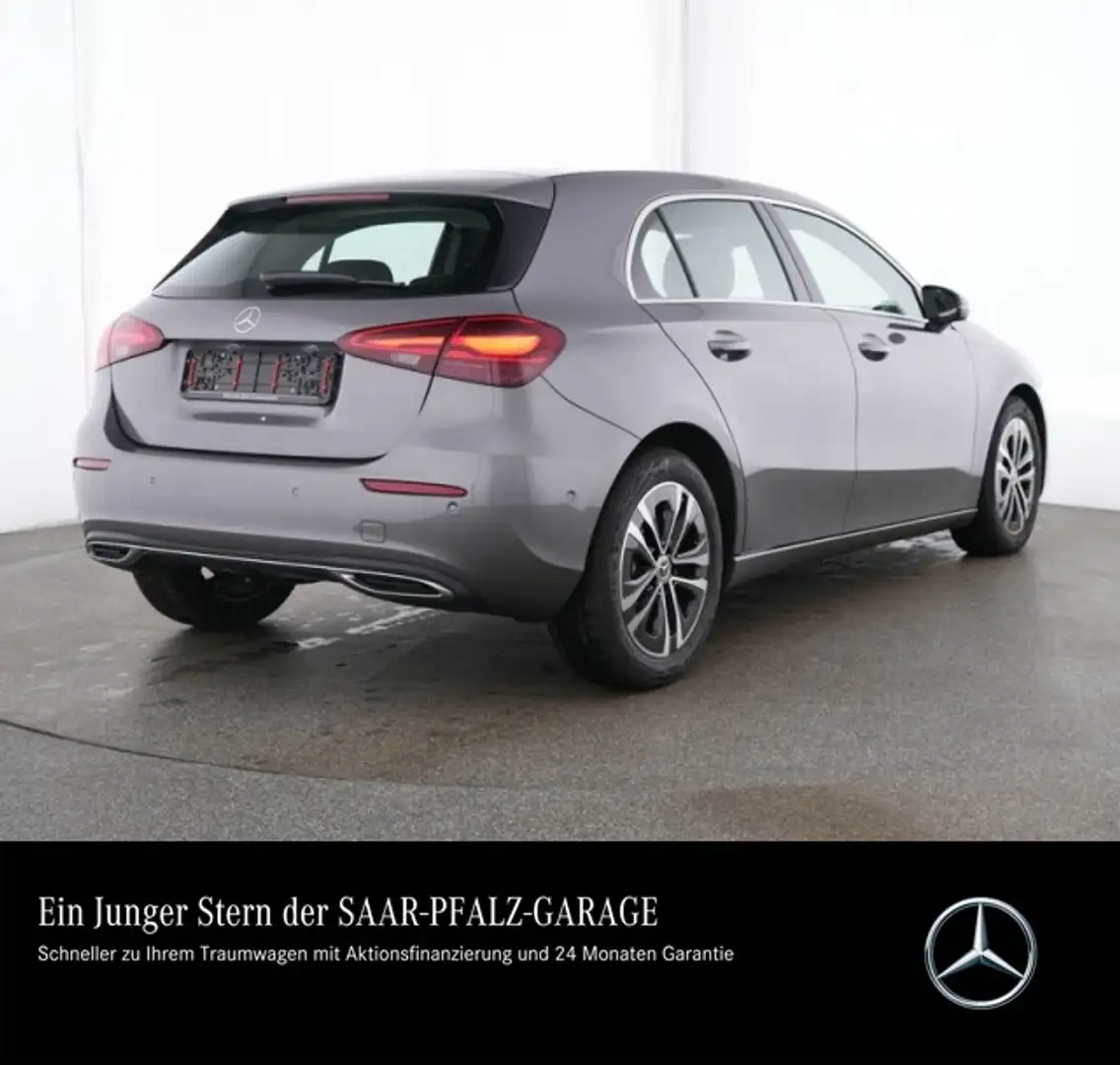 Mercedes-Benz A 180 A 180 PROGRESSIVE*CARPLAY*AHK*R-KAM*SHZ*LED*PTS Gris - 2