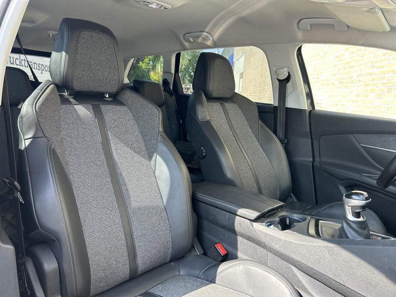 Peugeot 5008 1.2 PureTech Blue Lease Premium | 7P. | Climate | — photo 4