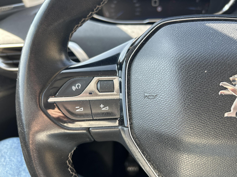 Peugeot 5008 1.2 PureTech Blue Lease Premium | 7P. | Climate | — photo 10