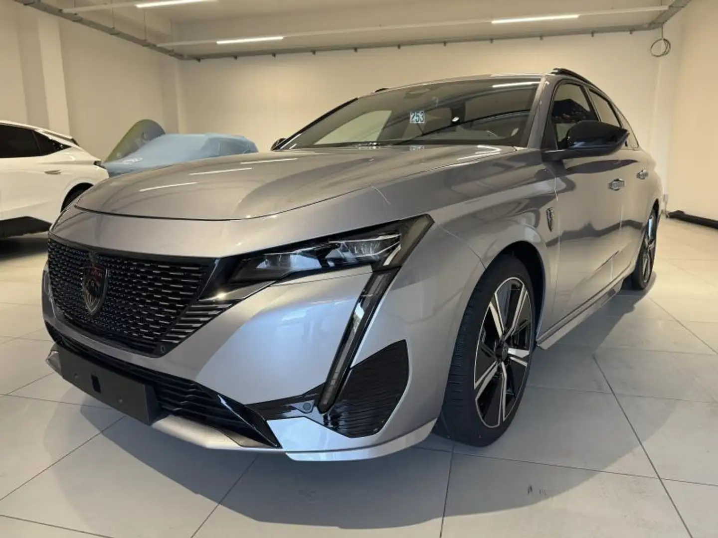 Peugeot 308 III & e- GT Grijs - 1