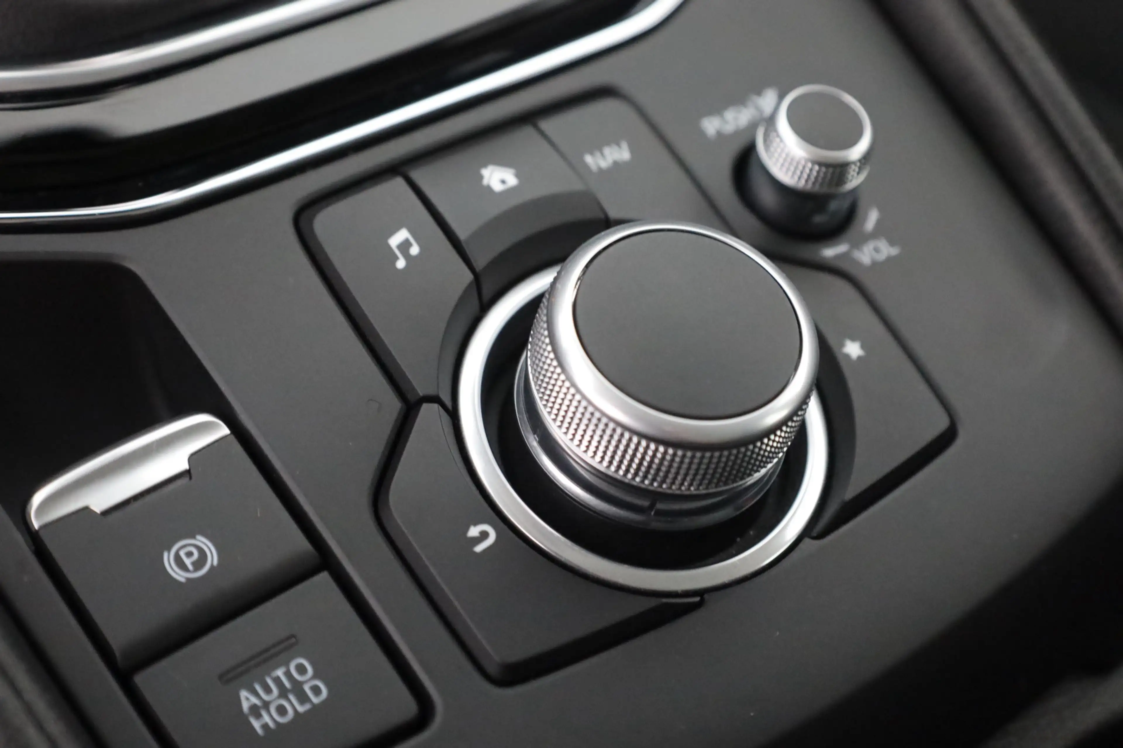 Mazda CX-5 2.0 SKYACTIVE-G Prime-Line LED Navi USB — photo 14