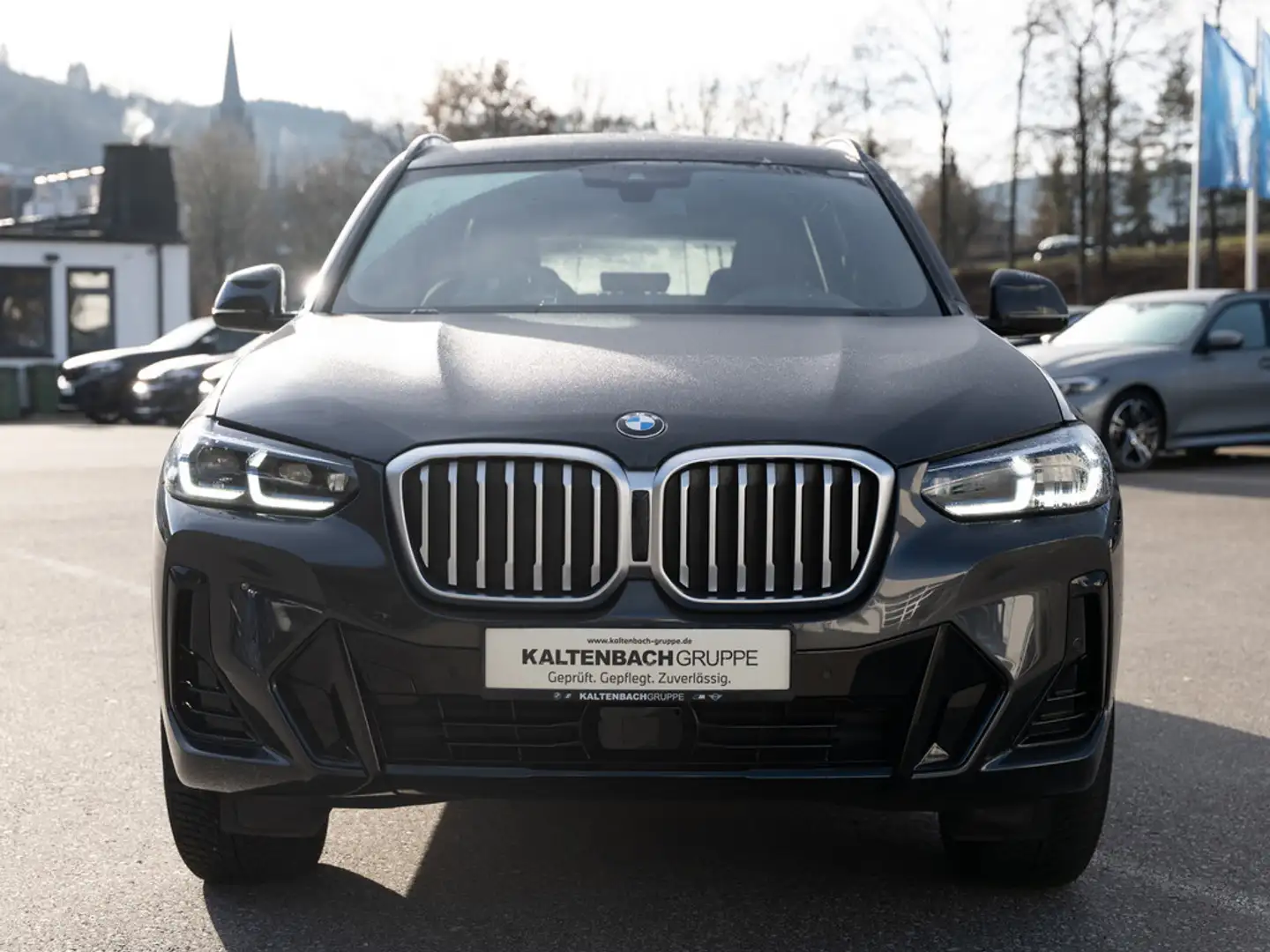BMW X3 xDrive 20i M-Sport AHK LASER PANO STANDHZ Grau - 2