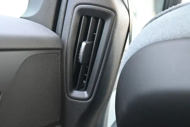 Volvo V60 view 29