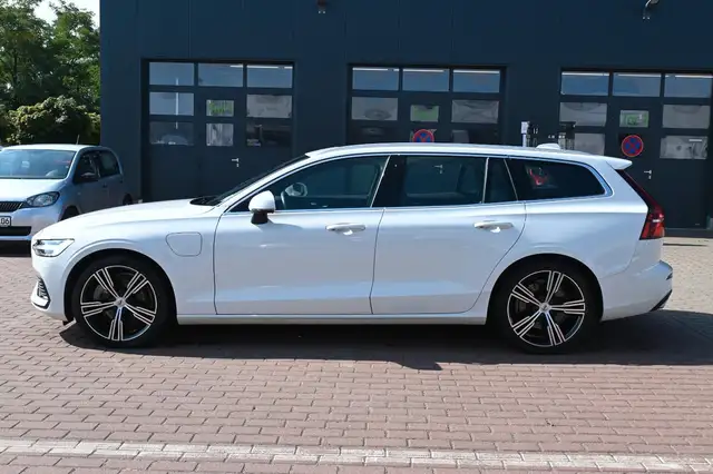 Volvo V60 view 3