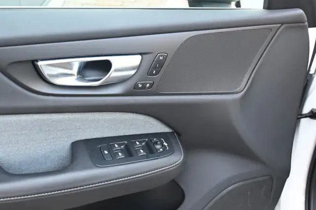 Volvo V60 view 13