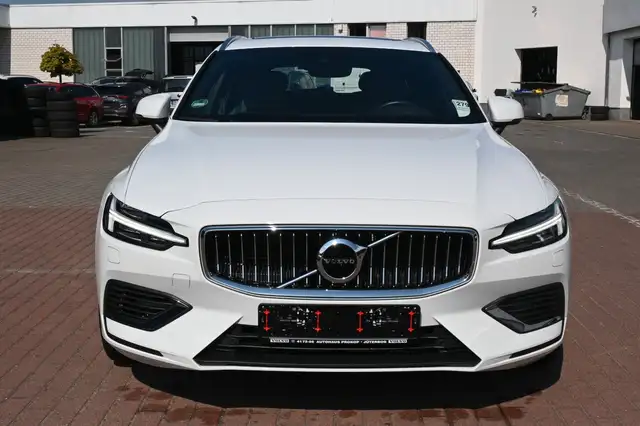 Volvo V60 view 9
