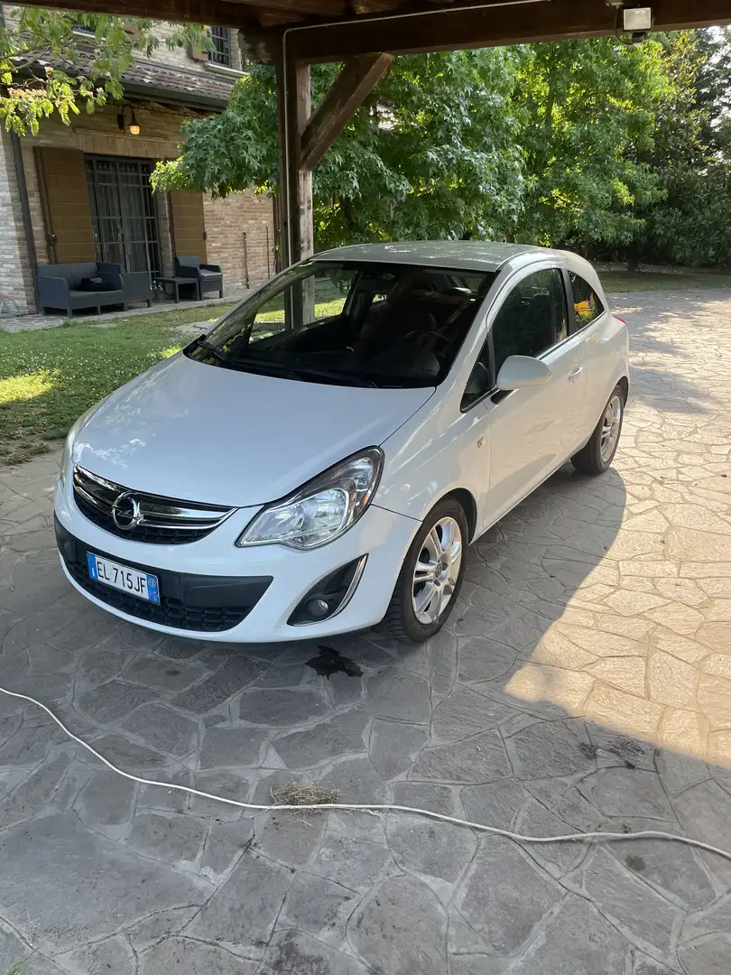 Opel Corsa 3p 1.2 Club Gpl-tech 85cv - 2