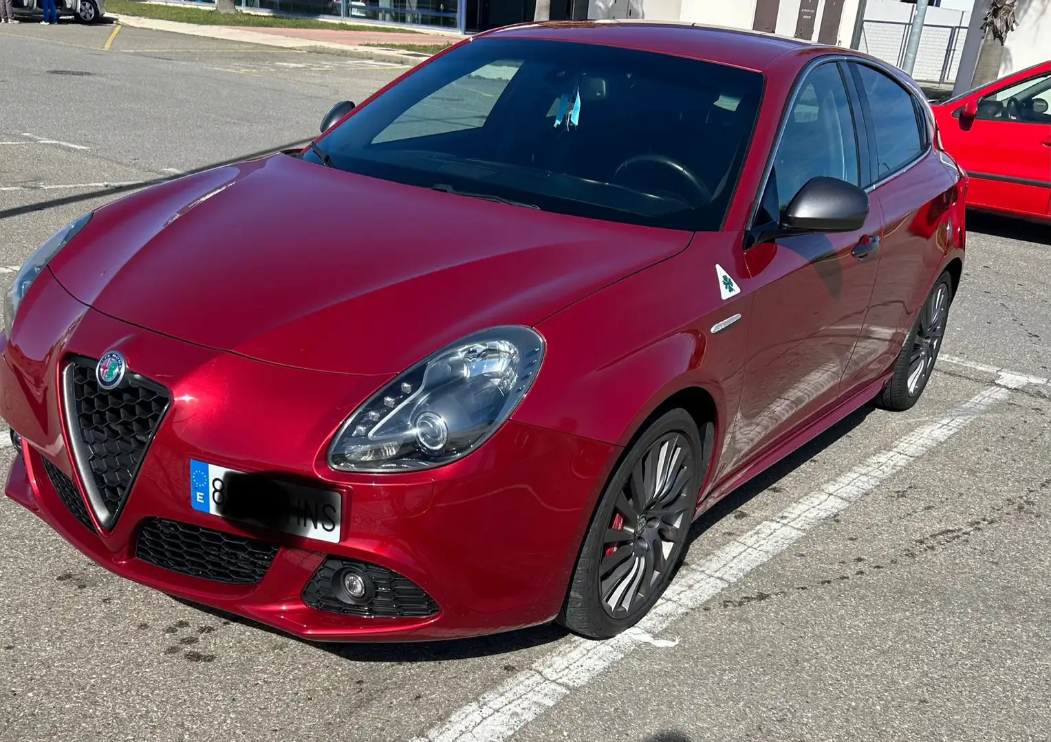 Alfa Romeo Giulietta 1.7 TBi Quadrifoglio Verde crvena - 1