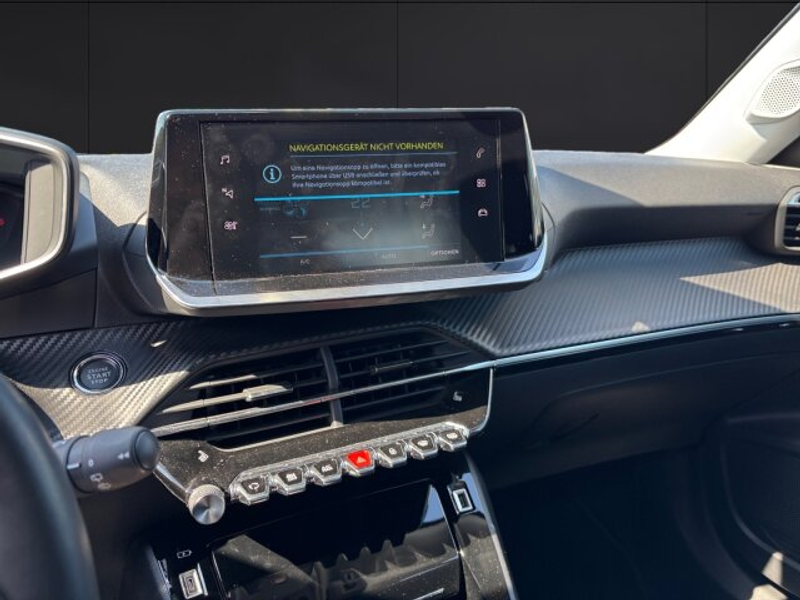 Peugeot e-2008 e-2008 Allure Pack +180°Kamera+Klimaautomatik+ — photo 9