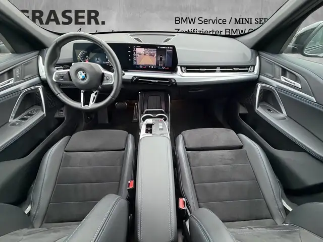 BMW X1 view 13