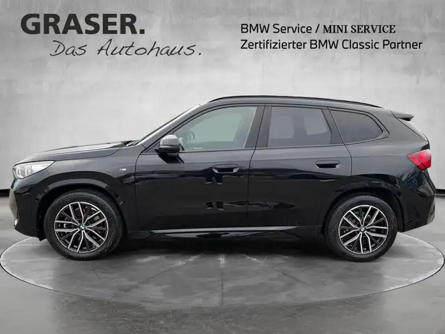 BMW X1 view 3