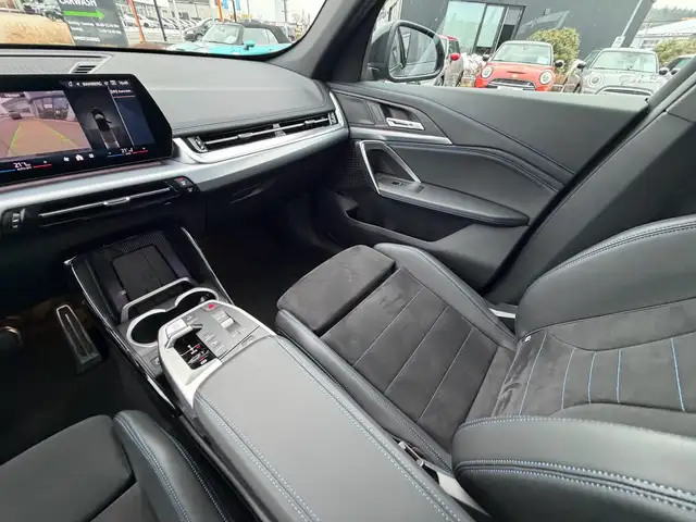 BMW X1 view 14