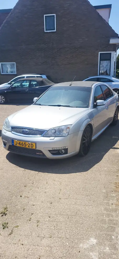 Ford Mondeo 3.0 V6 ST220 Grey - 1