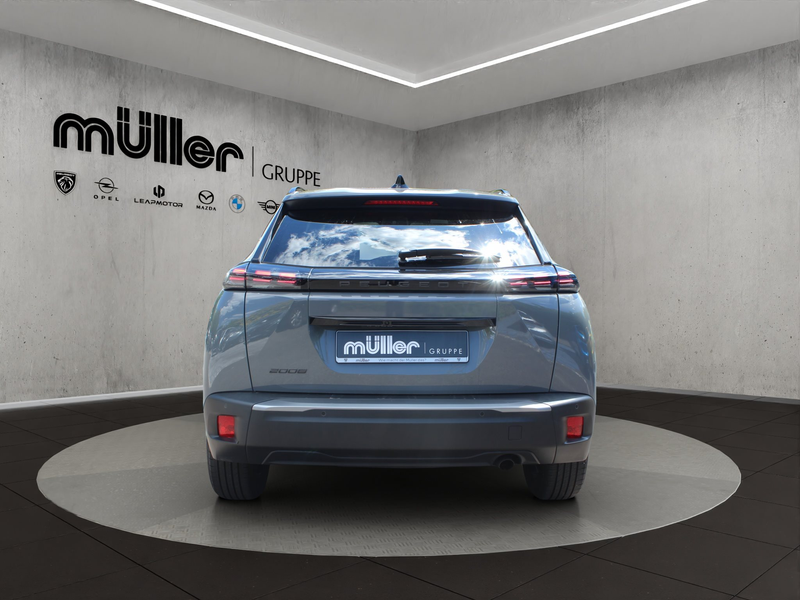 Peugeot 2008 PureTech 100 Allure — photo 5