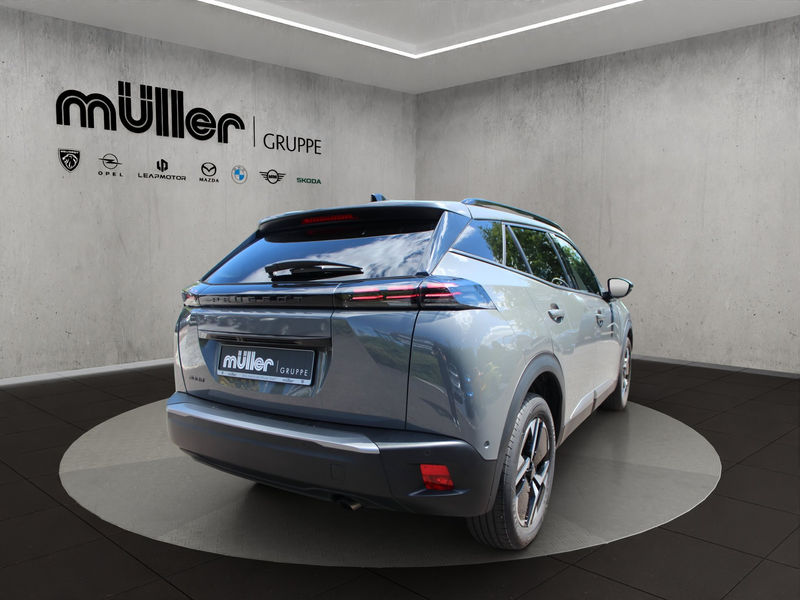 Peugeot 2008 PureTech 100 Allure — photo 2